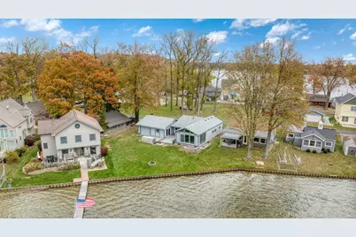 35 North Drive, Brooklyn, MI 49230 - Photo 1