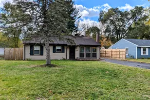 1056 Elmwood St, Plainwell, MI 49080 - Photo 1