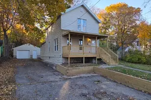 421 Hilbert St, Kalamazoo, MI 49007 - Photo 1