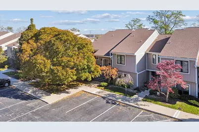 205 Wayne Street, Saint Joseph, MI 49085 - Photo 1