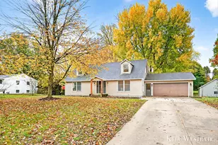 335 Thomas St, Allegan, MI 49010 - Photo 1