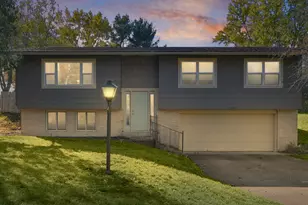 17912 Mohawk Dr, Spring Lake, MI 49456 - Photo 1