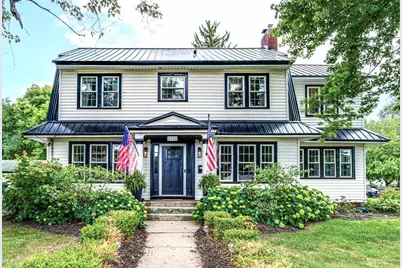 2700 Plainfield Avenue NE, Grand Rapids, MI 49505 - Photo 1