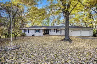 1280 Westlake Woods Dr, Battle Creek, MI 49037 - Photo 1