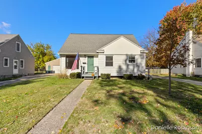 1335 Northlawn Street NE, Grand Rapids, MI 49505 - Photo 1