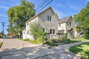 912 Market St, Saint Joseph, MI 49085 - Photo 1