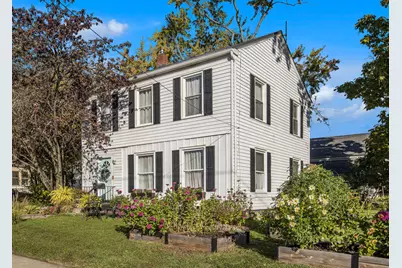 903 9th Street NW, Grand Rapids, MI 49504 - Photo 1