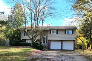 586 Terry St, Muskegon, MI 49442 - Photo 1