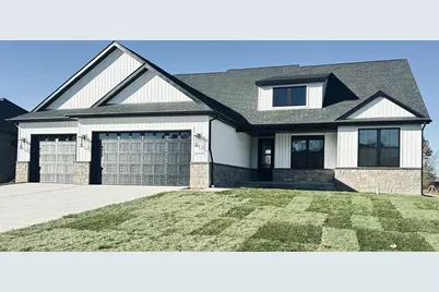 16420 Sleepy Hollow Drive, Fenton, MI 48430 - Photo 1