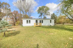 7405 E Howard City Edmore Rd, Vestaburg, MI 48891 - Photo 1