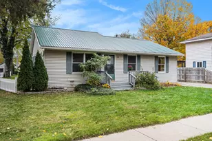 218 S Robinson St, Schoolcraft, MI 49087 - Photo 1