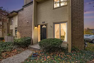 2700 Birchcrest Dr SE, Grand Rapids, MI 49506 - Photo 1