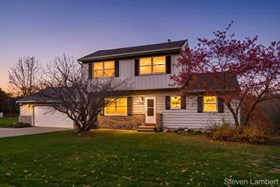 1306 W B Avenue, Plainwell, MI 49080 - Photo 1