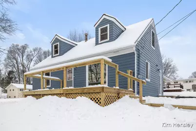 273 Summit Avenue NE, Rockford, MI 49341 - Photo 1