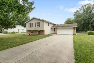 25056 Cherry St, Edwardsburg, MI 49112 - Photo 1