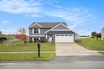 366 Green Ridge Drive SE, Caledonia, MI 49316 - Photo 1