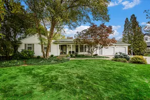 280 Worcester Dr NE, Grand Rapids, MI 49503 - Photo 1