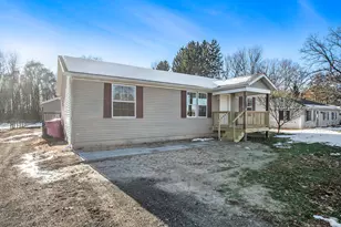 69330 Elkhart Rd, Edwardsburg, MI 49112 - Photo 1