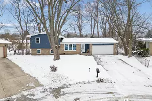 5106 Bridle Creek Ct SE, Grand Rapids, MI 49508 - Photo 1