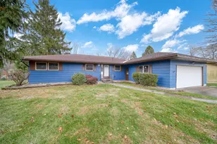 2539 Dorvin Dr, Jackson, MI 49201 - Photo 1