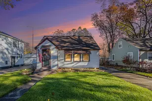 3024 Woodcliffe Dr, Muskegon, MI 49444 - Photo 1