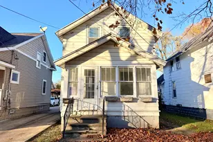 716 Elizabeth St, Kalamazoo, MI 49007 - Photo 1