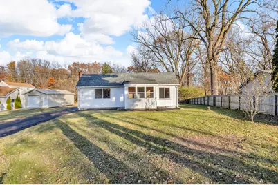 323 Sycamore Street, Jackson, MI 49202 - Photo 1