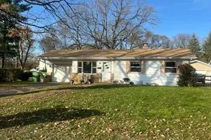 114 Wellworth Ave, Springfield, MI 49037 - Photo 1
