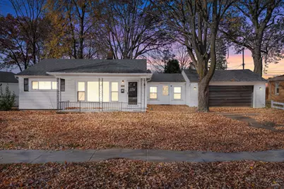 5854 Syracuse Street, Taylor, MI 48180 - Photo 1