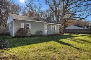 924 Shumway Ave, Portage, MI 49002 - Photo 1