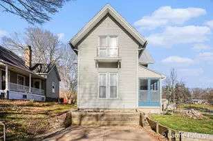 304 Yeomans St, Ionia, MI 48846 - Photo 1