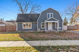 811 Branch St, Ionia, MI 48846 - Photo 1