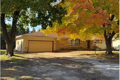 109 Bennett Avenue, Hartford, MI 49057 - Photo 1