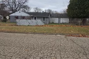 1515 Dean Dr, Albion, MI 49224 - Photo 1