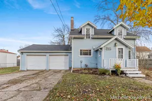 619 S Hayes St, Hastings, MI 49058 - Photo 1