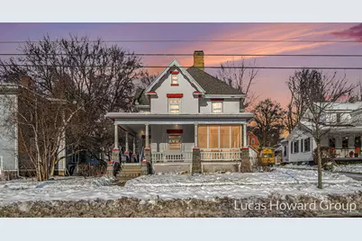 326 E Washington Street, Ionia, MI 48846 - Photo 1