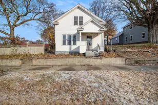 603 E Dowland St, Ludington, MI 49431 - Photo 1