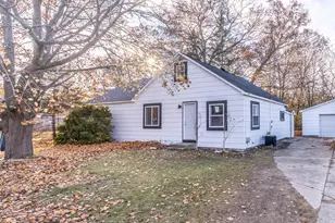 1521 Riblet St, Muskegon, MI 49445 - Photo 1