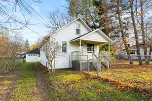 5216 Keyes Dr, Kalamazoo, MI 49004 - Photo 1