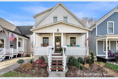 1022 Washington Avenue, Grand Haven, MI 49417 - Photo 1