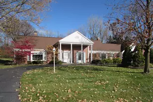 1852 N Walmont Dr, Jackson, MI 49203 - Photo 1