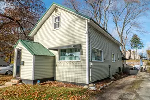 274 6th Ave, Manistee, MI 49660 - Photo 1