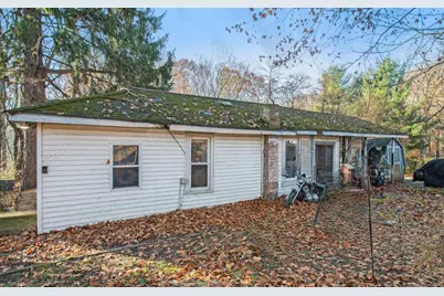 3668 Carolyn Street, Coloma, MI 49038 - Photo 1