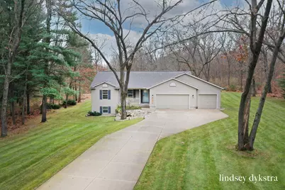 11453 Holmden Court NE, Rockford, MI 49341 - Photo 1