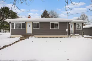 305 S Mingo St, Albion, MI 49224 - Photo 1