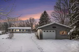 2810 Oak Forest Rd, Buchanan, MI 49107 - Photo 1