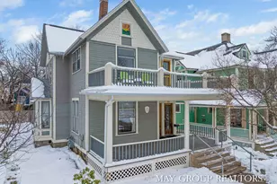 321 Henry Ave SE, Grand Rapids, MI 49503 - Photo 1