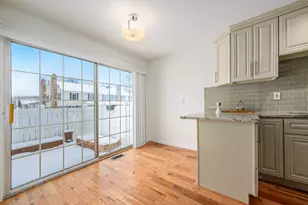 42198 Roscommon St, Northville, MI 48167 - Photo 5