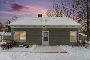 4304 Bond Ave, Holt, MI 48842 - Photo 1