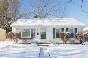 2902 Emerald Dr, Kalamazoo, MI 49001 - Photo 1